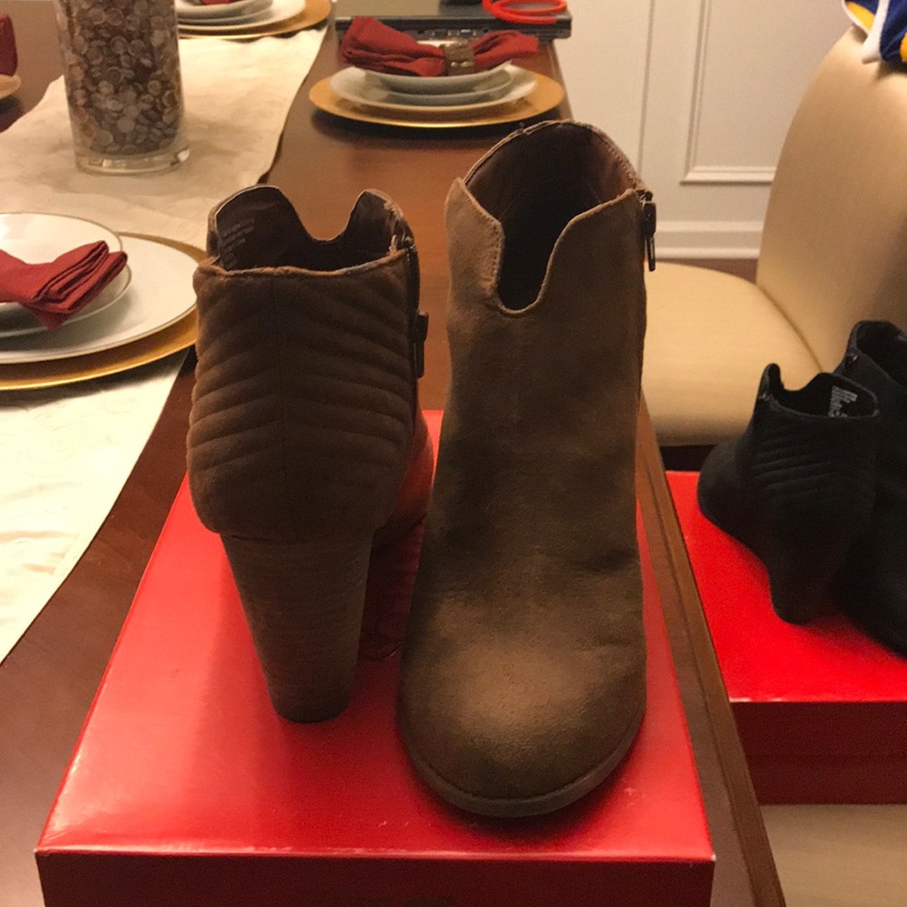 Brown wedge boots